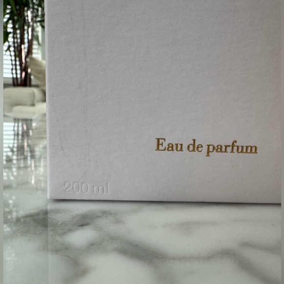 Maison Francis Kurkdjian A La Rose EDP 200ml - Picture 3 of 10